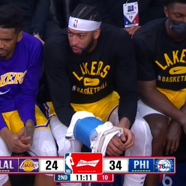 爱游戏官网-对弈大帝攻防不落下风 浓眉虽有小伤但已渐入佳境